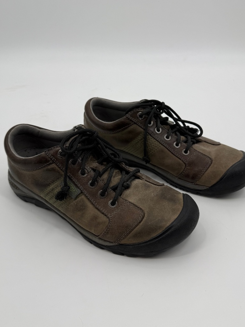 KEEN Austin Leather Oxford Sneakers Brown Shoes Gorpcore Comfort Trail Men 11.5